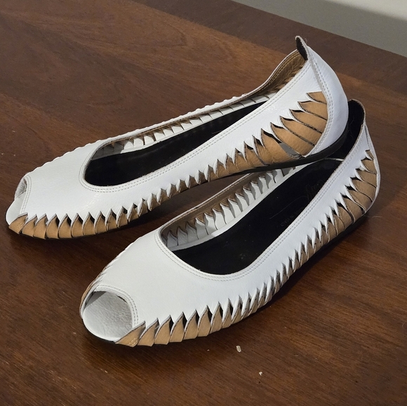 Donald Pliner Size 6.5M Eda Open Toe Sandal Ballet Flats - Picture 1 of 12